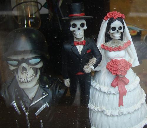 Bikernet Health Warning: Avoid the Day of the Dead and eat right!