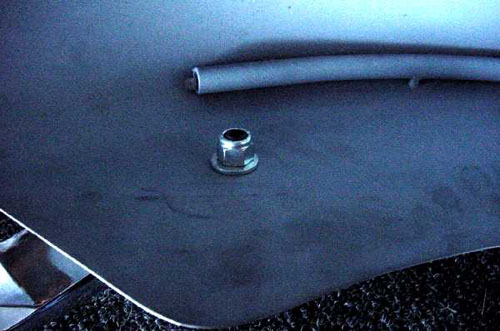 rear_fender_mounting_bolt 1