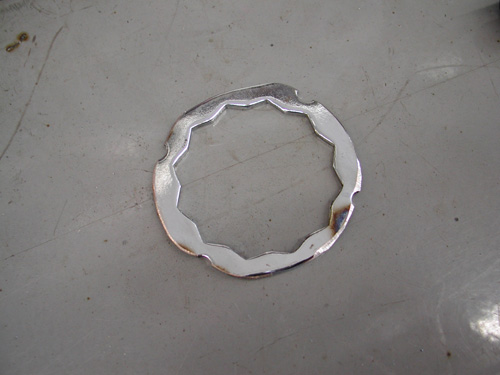 8 maiking tranny sprocket retainer