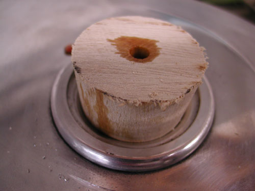 tank w plug for centering