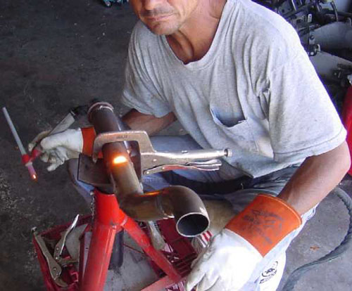 checking the weld
