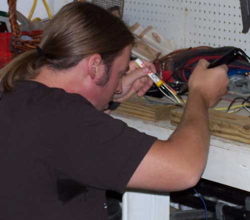 wiring himself