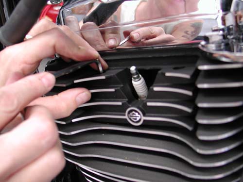 5 finned headbolts in place