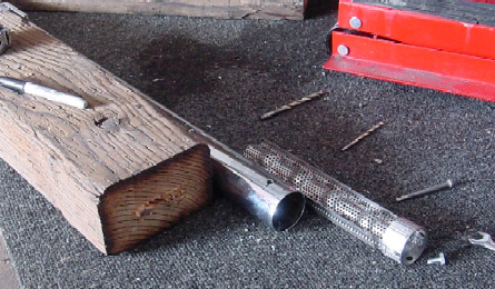 Bafflenext to pipe