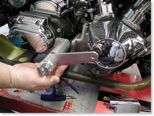 fxr brake brkt in
place big pic
