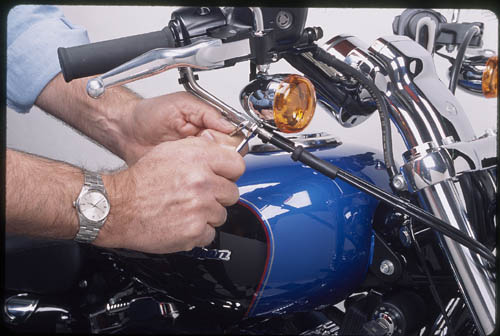 ADJUSTING 
THROTTLES