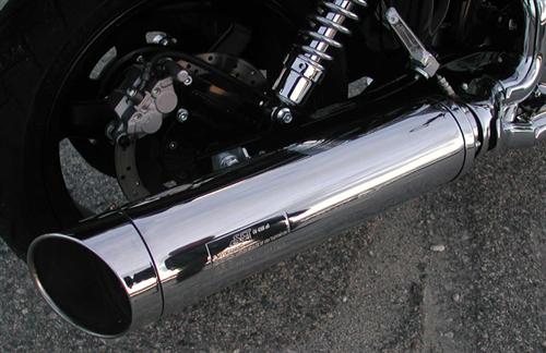 The rear muffler is massive, like a torpedo, but the sound is strong.