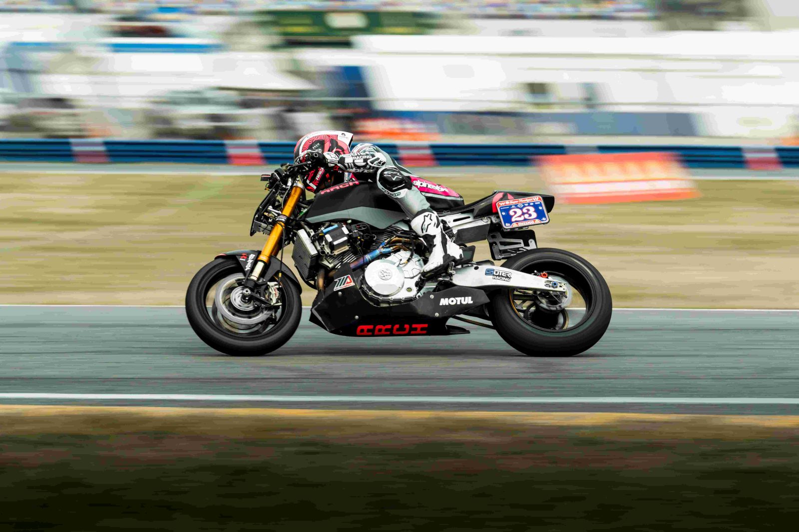 Motul Announces Comprehensive Support Program for Powersports Racing